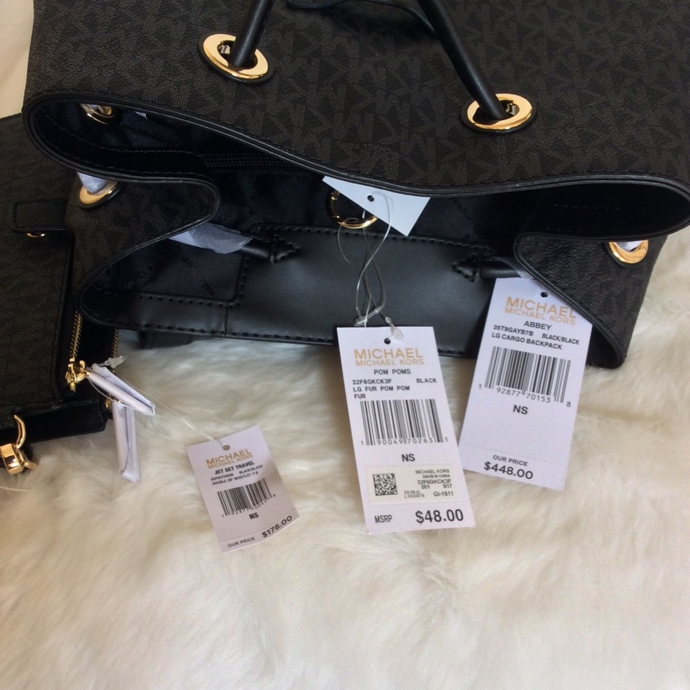 Michael Kors (3pcs) Abbey LG Cargo Backpack - Picture 7 of 8
